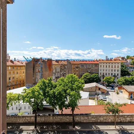 Apartmán Emviva