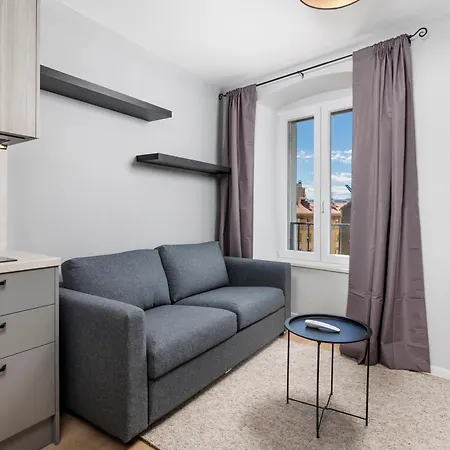 Apartman Emviva *